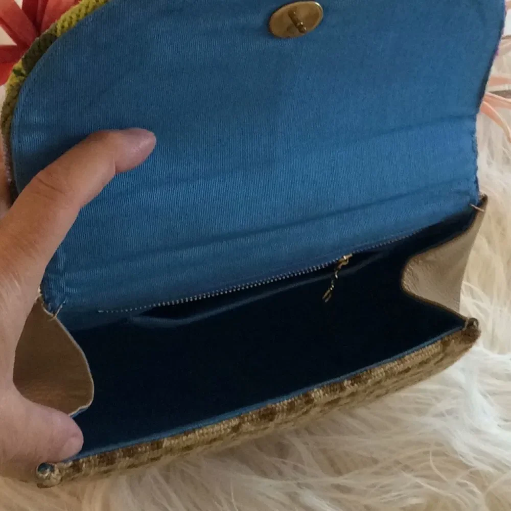 UNIQUE 💞GORGEOUS purse 💞 - Picture 12 of 16
